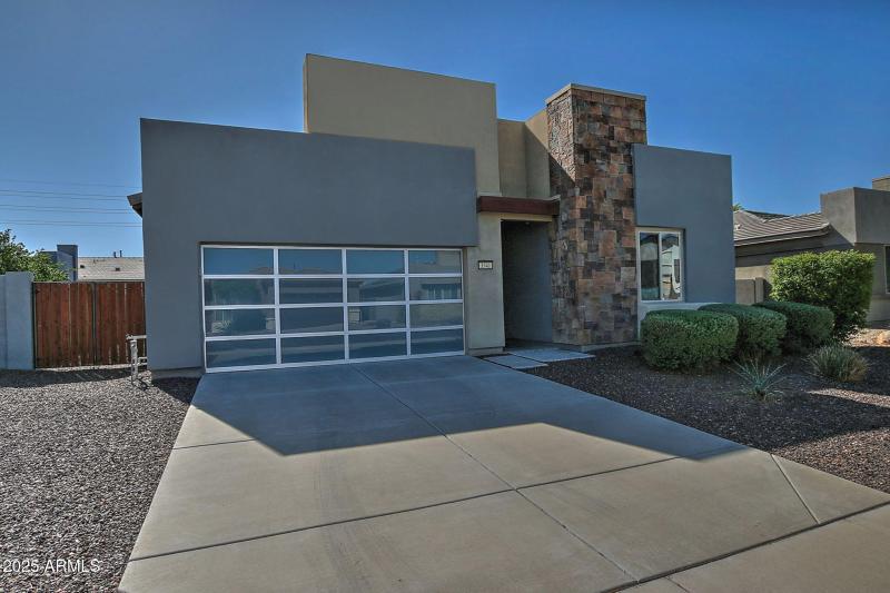 Side gate and front of home