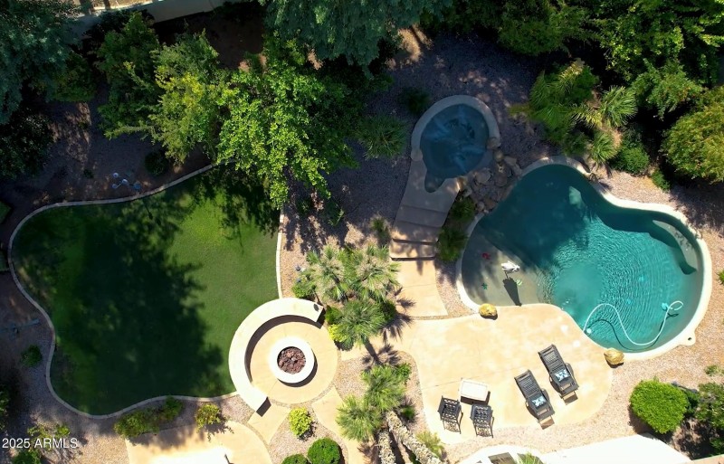 Cedar- overhead shot of yard