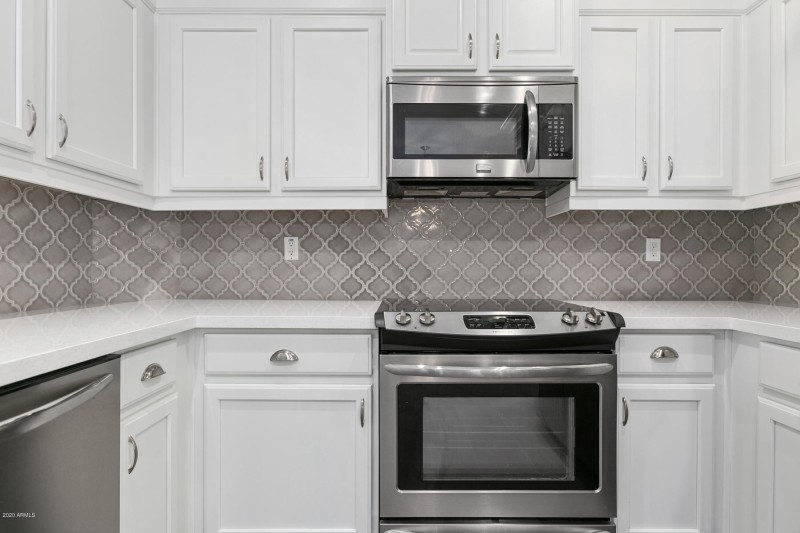 26313 N Babbling Brook - Interior-16