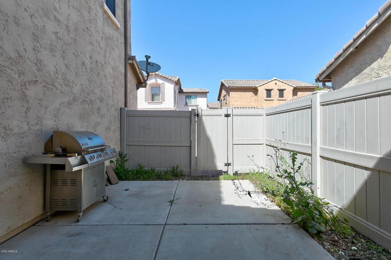 26313 N Babbling Brook - Exterior-13