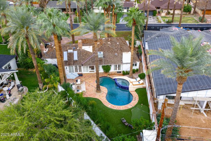 MLS - 4411 N 46th Place - Phoenix, AZ-2