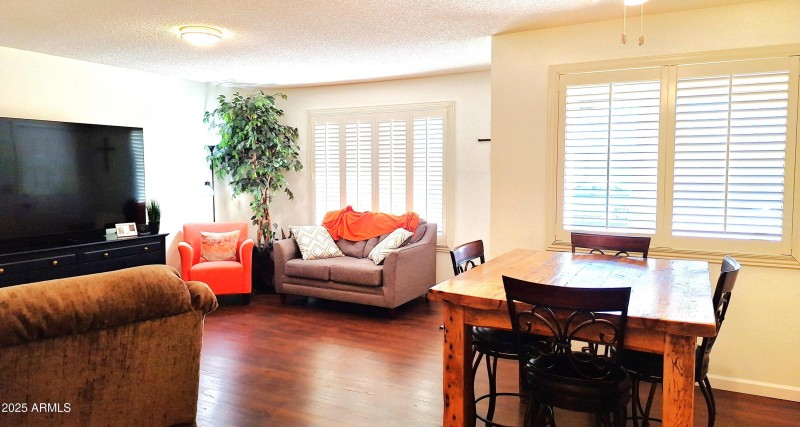 20251024_131840.jpg1