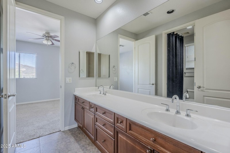 40-web-or-mls-Donatello-40