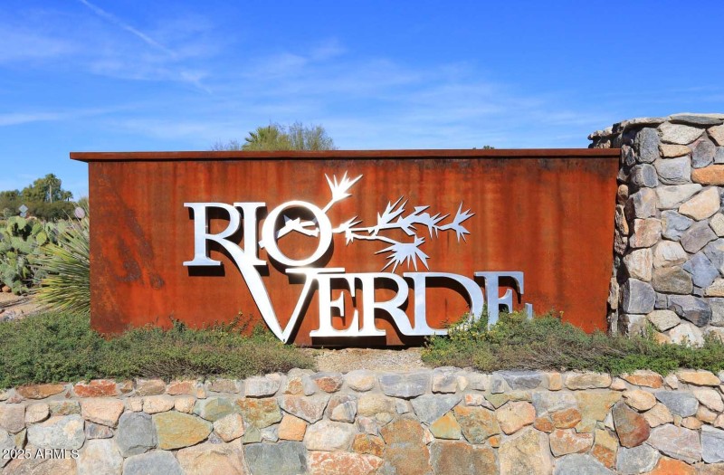 Rio Verde-Sign