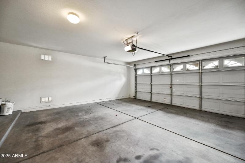 29-2317WSR-ocupix-10-22-2025