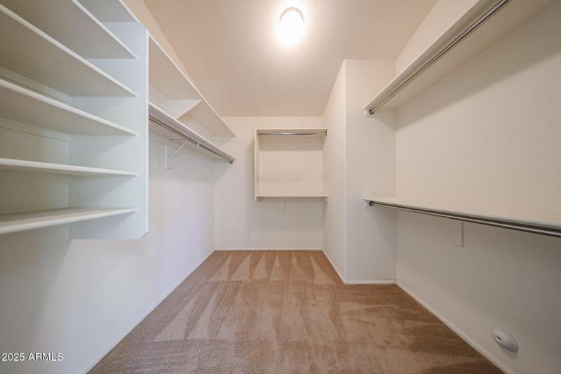 Walk-in Closet