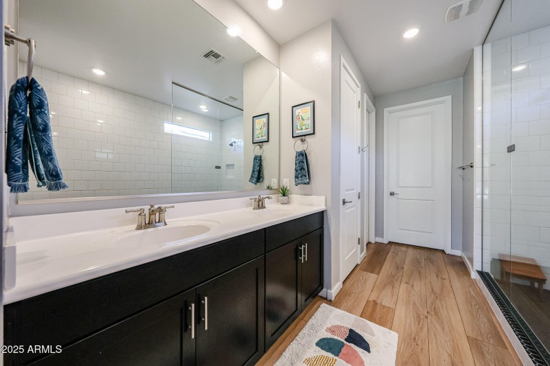 Primary Bathroom double sinks