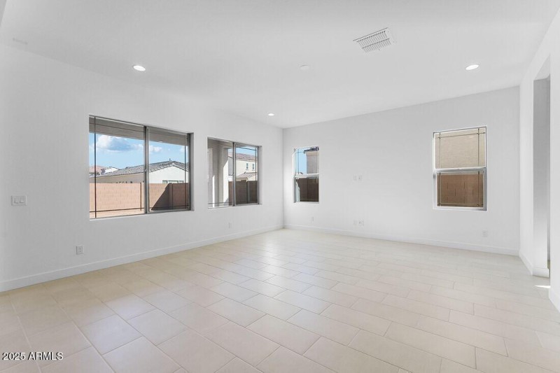 hj-az-phoenix-aloravita-south-discovery-