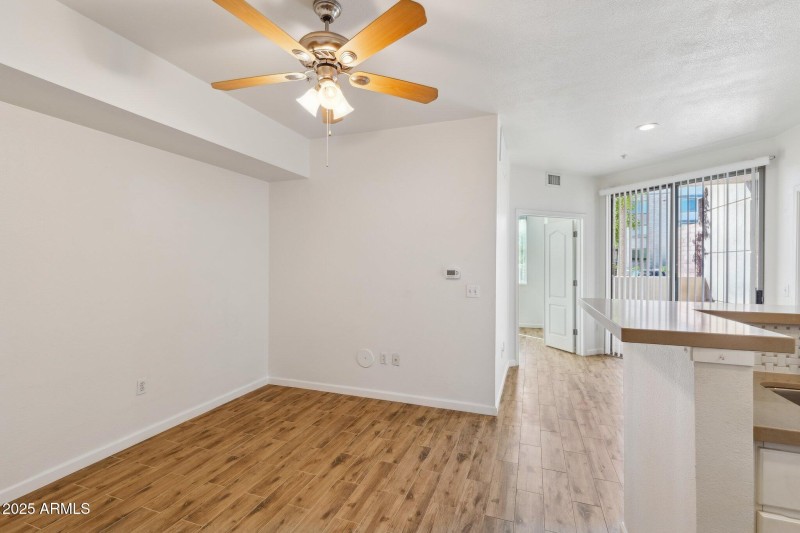 Living Room 1701-e-colter-st-182