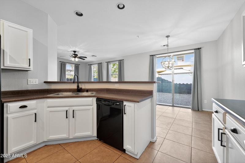 5) 64229-6900322884ca6