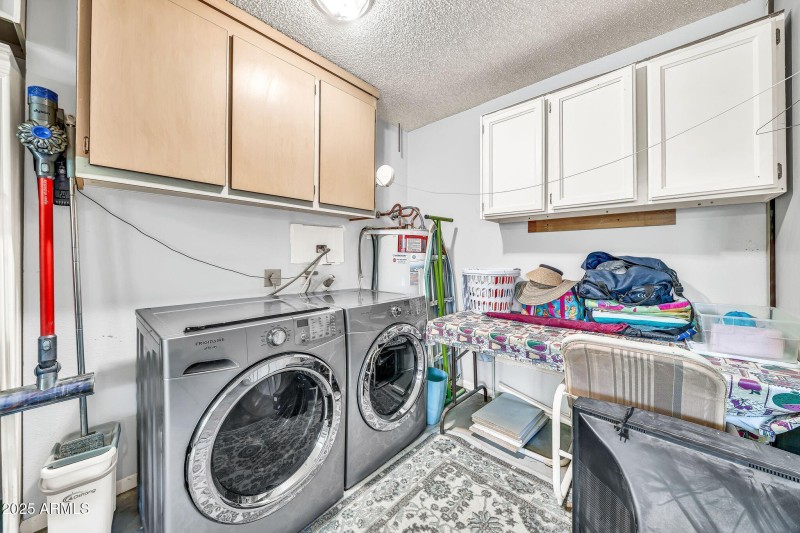 13014 W Desert Glen Dr-27