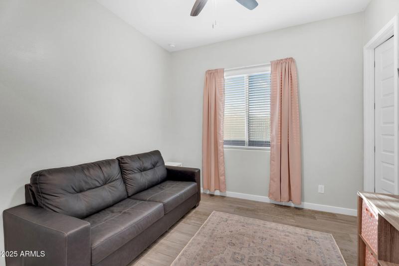 BEDROOM 4 W/ WALK-IN CLOSET