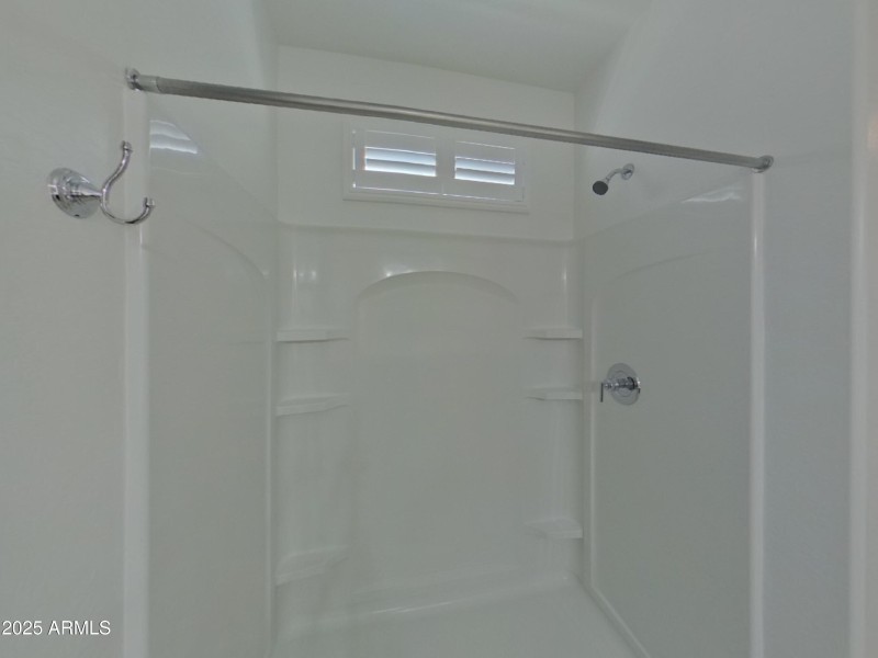 8_pc_Sx6Euak7Fl_fhXeEcv9pC_layout_0