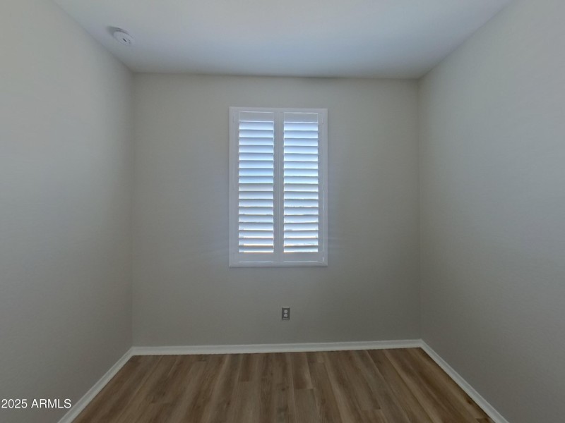 10_pc_gKo8t0NUEx_Z3M3XNgqyR_layout_1