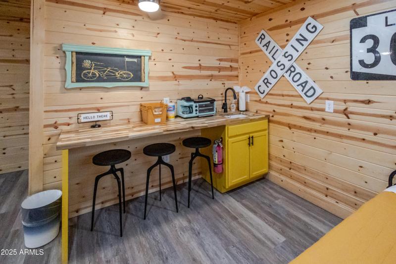 Ivory + Grace Branding-101