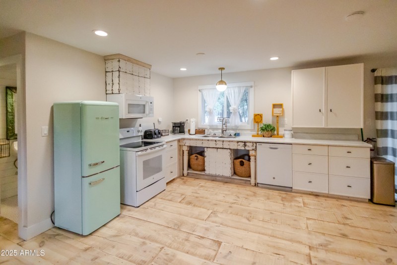 Ivory + Grace Branding-307