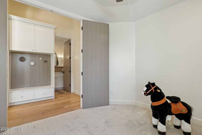 34-web-or-mls-8894-e-wood-dr