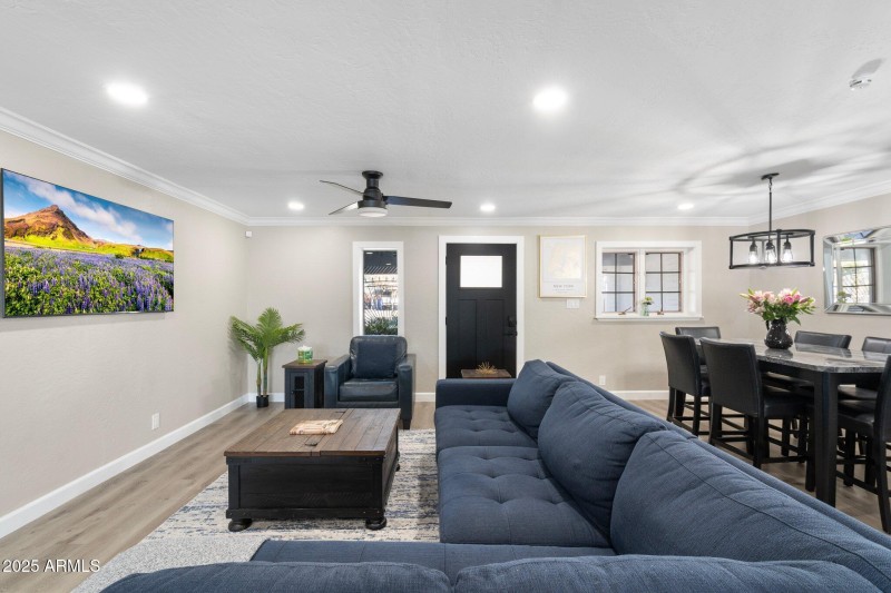 22-web-or-mls-PML09296