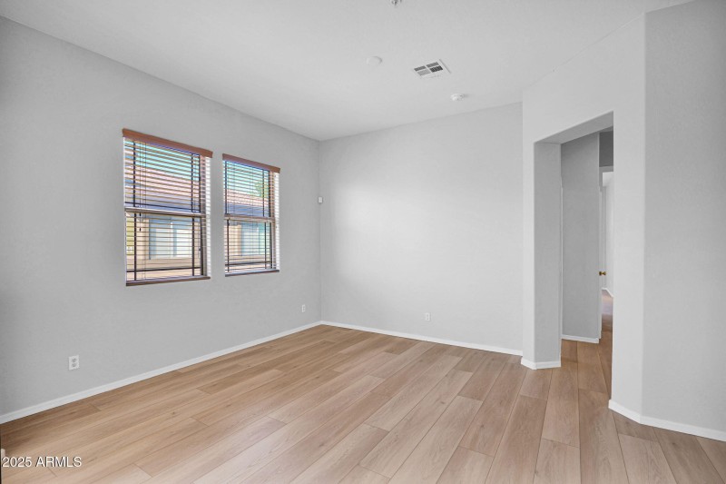 14-web-or-mls-P1348524