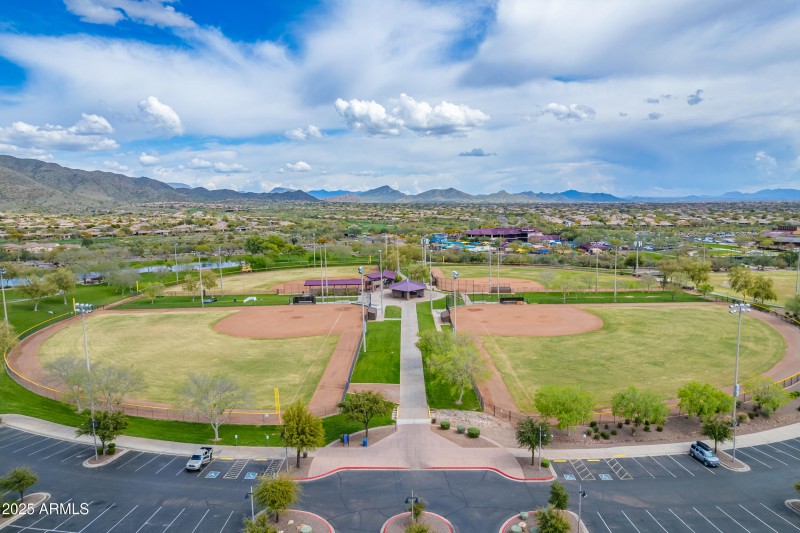 77_031_a4m_anthemphx-hdr