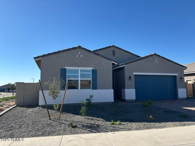 17613 W MARIPOSA Drive