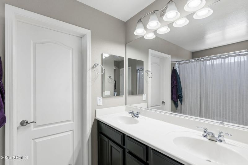 009___2937 N 71st Pl