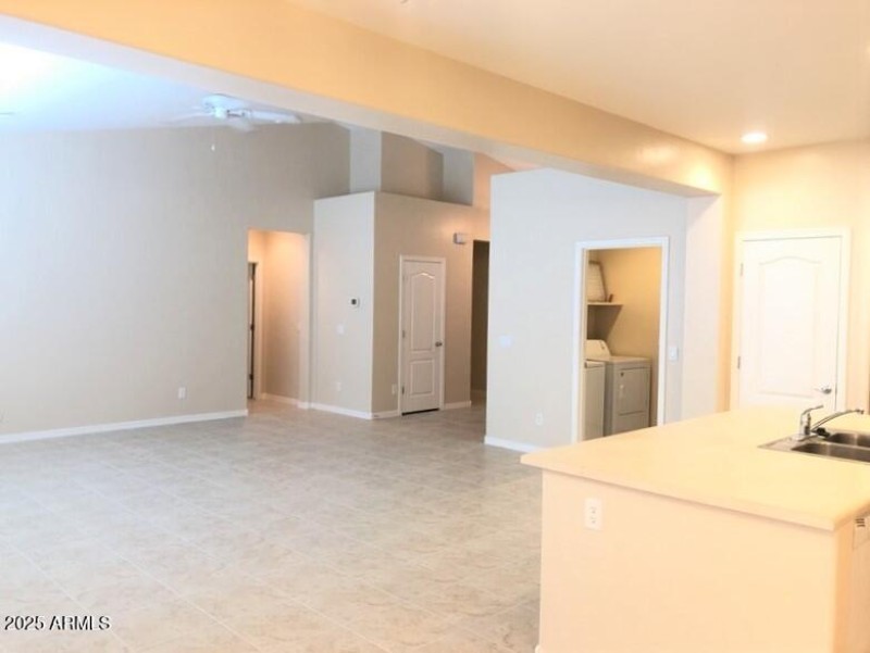 16+View+from+Kitchen