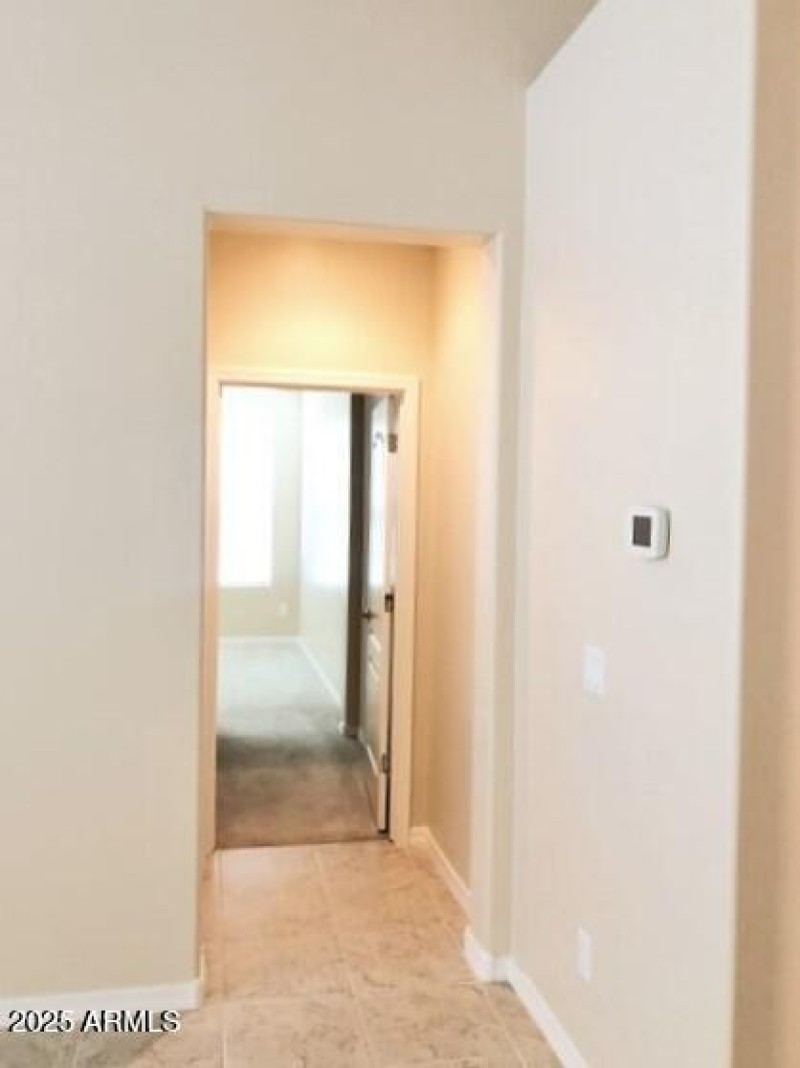 25+Master+Bathroom+off+of+Living+Room