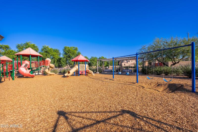 Layton Lakes - Corral Ramada - 03