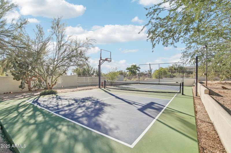 BRAND NEW Pickleball court
