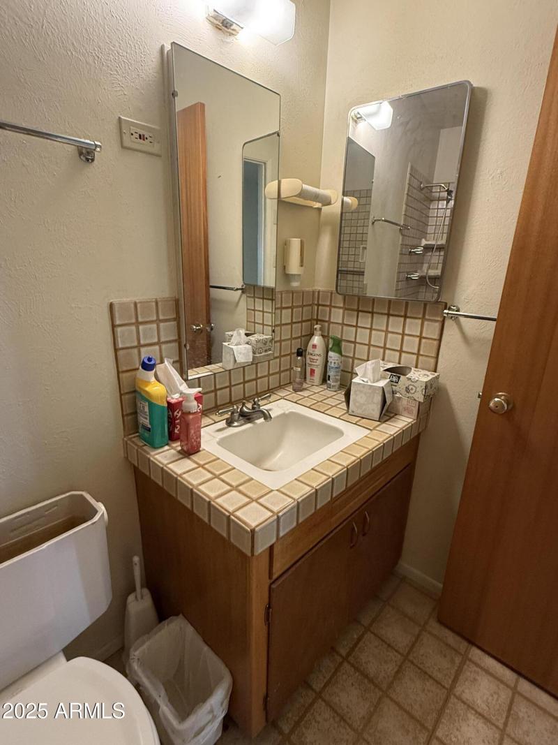 CEEFD173-95EC-4FEB-B7B2-21E5B56CA72A