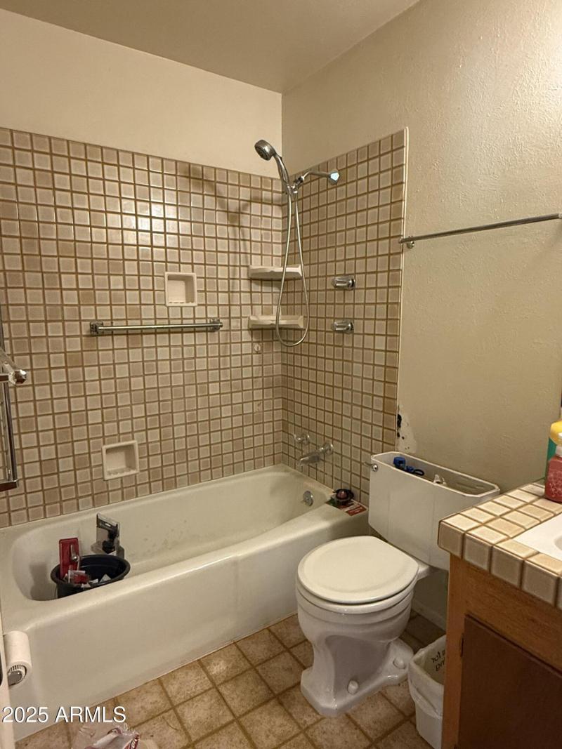 3DC92F30-372F-4A1D-9061-A05DB5534772