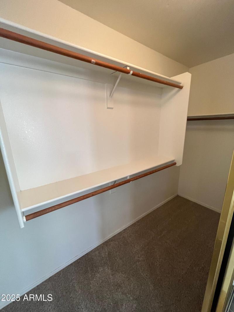 394CBA5B-B032-43A3-A684-BBC7878F8AC3