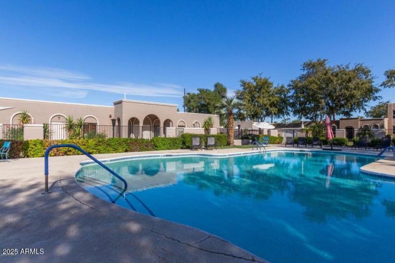 VILLA SOLANO COMMUNITY POOL