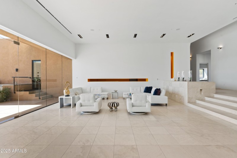 010_Great Room with Glass Wall