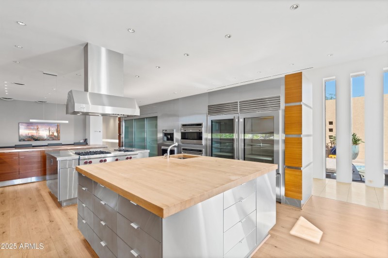 018_Professional Kitchen