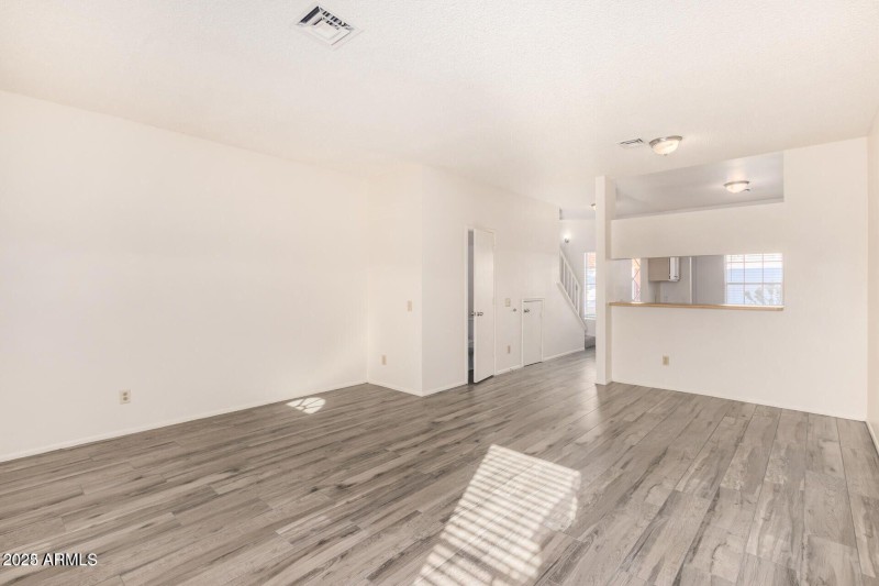 20220317164348998075000000-o