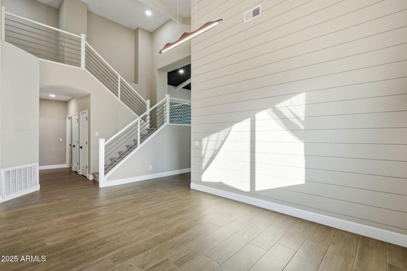 7-web-or-mls-029_ListerPros