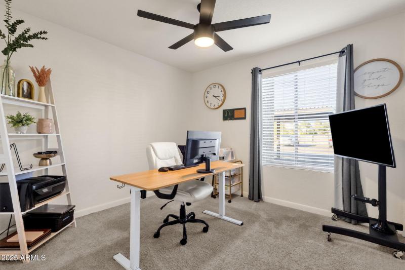 21-web-or-mls-5995-n-78th-st-1100