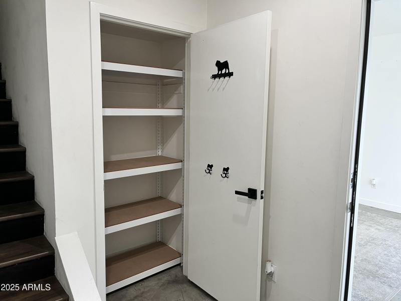 1ST FLOOR - MAIN ENTRY CLOSET