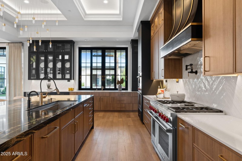 15-web-or-mls-6324-e-cochise-rd