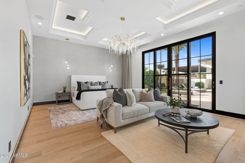 21-web-or-mls-6324-e-cochise-rd