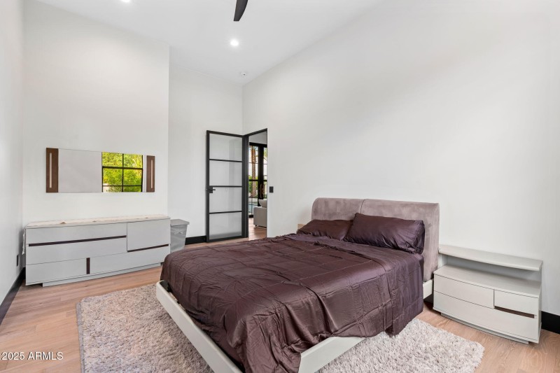 36-web-or-mls-6324-e-cochise-rd