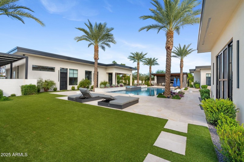 48-web-or-mls-6324-e-cochise-rd