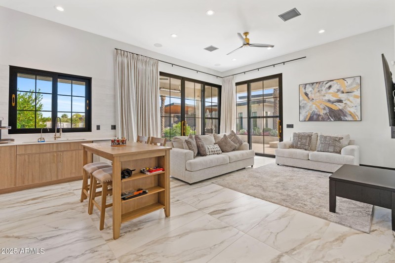 53-web-or-mls-6324-e-cochise-rd