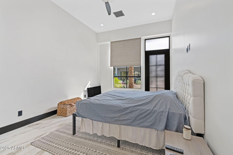 56-web-or-mls-6324-e-cochise-rd