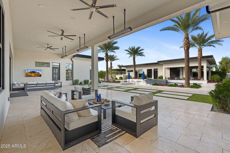 62-web-or-mls-6324-e-cochise-rd