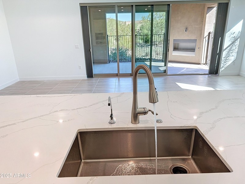 11673-n-136-st-scottsdale_00007