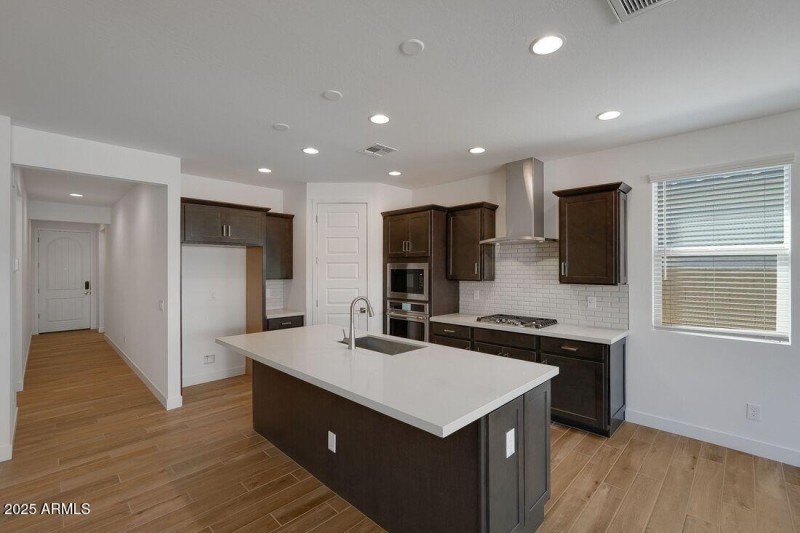 hj-az-phoenix-asante-discovery-quartz-lo