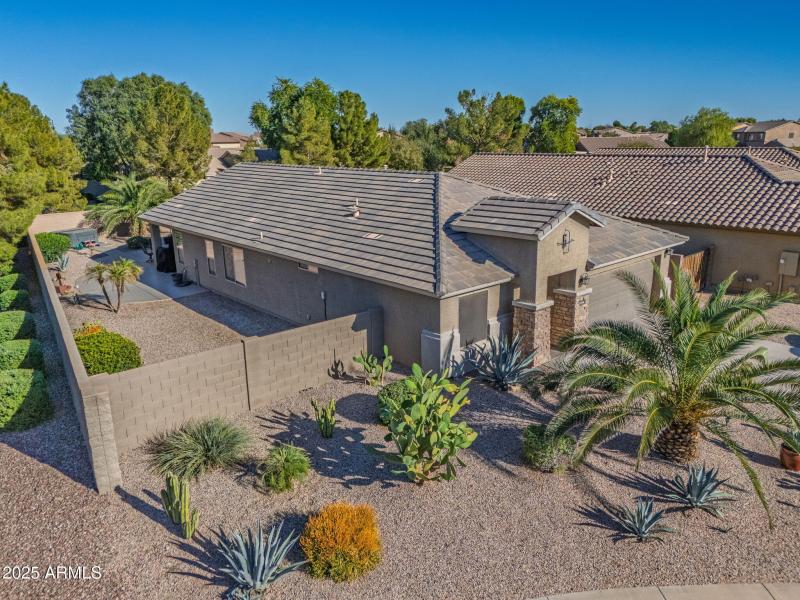 5-web-or-mls-19589 N Portarosa Ct-5